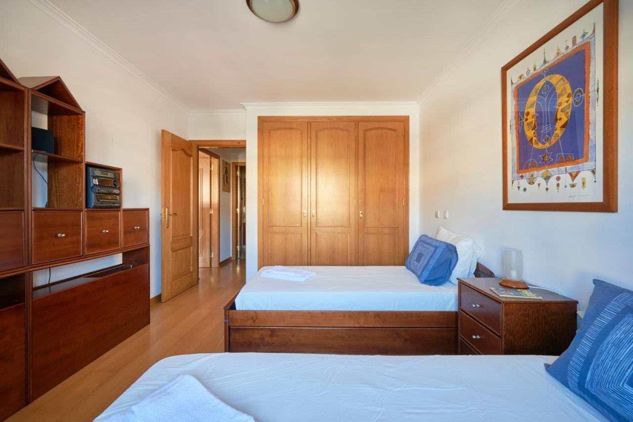 Apartamento Junto Nova&Praia Carcavelos II Luaran gambar